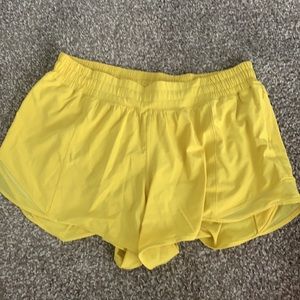 Lululemon Hotty hots, size 10